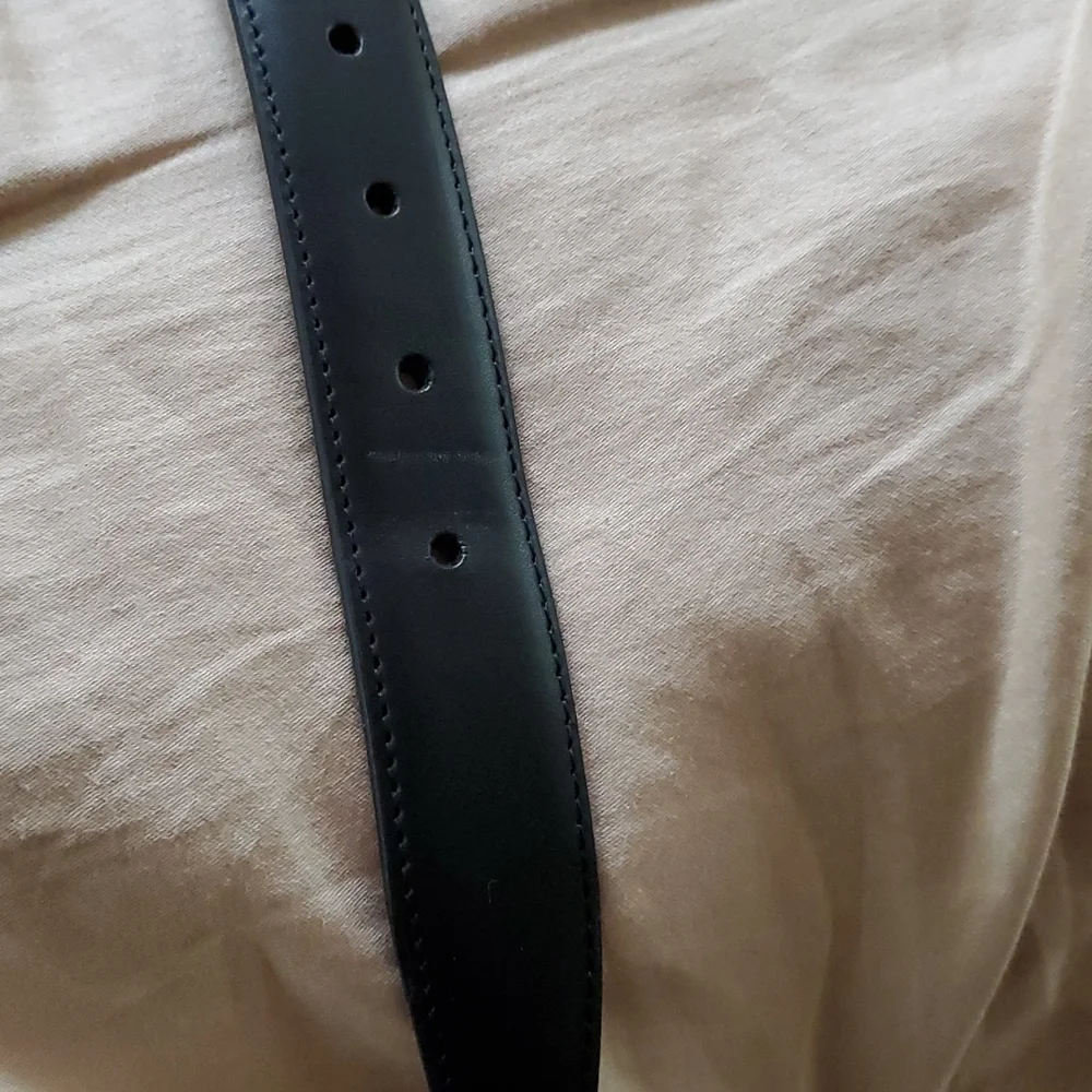 Black leather belt 30 inches